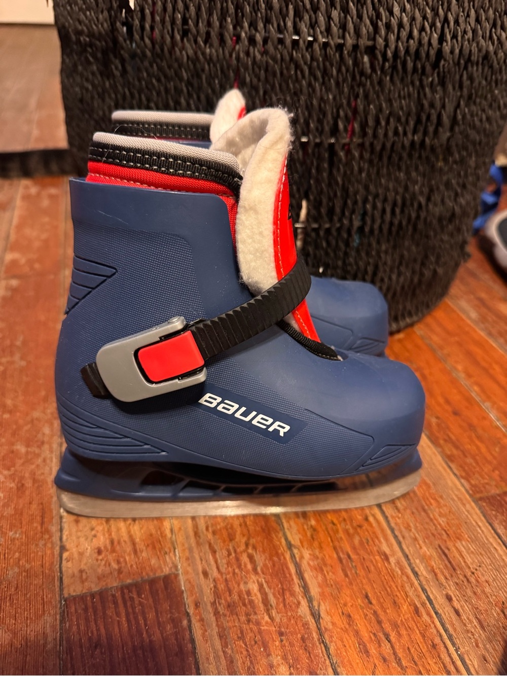 Bauer Kids Blue and Red Adjustable Ice Skates toddler size 8
